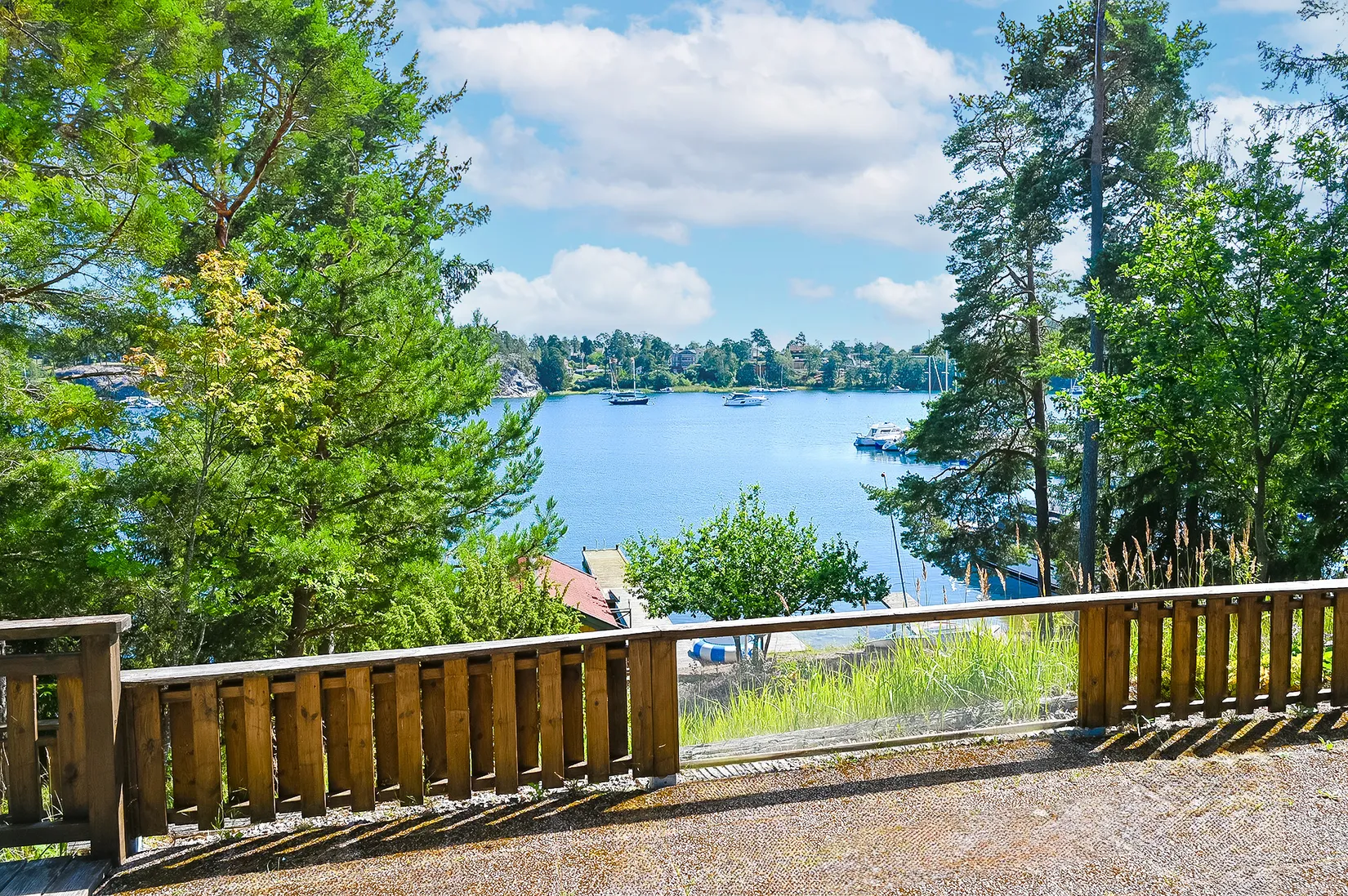 Villa, Strandvägen 4, Dalarö- Västra Vadviken-Strandvägen, Haninge