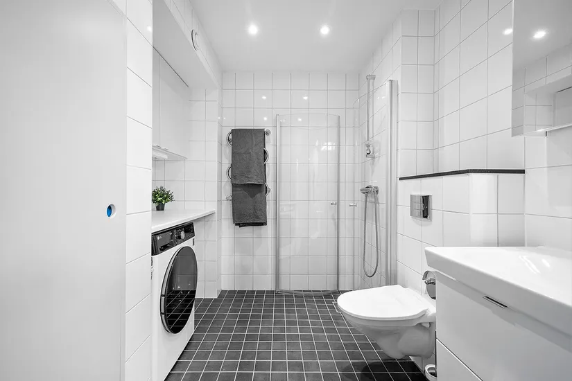 Radhus, Löjtnantsvägen 21, Barkarbystaden, Järfälla