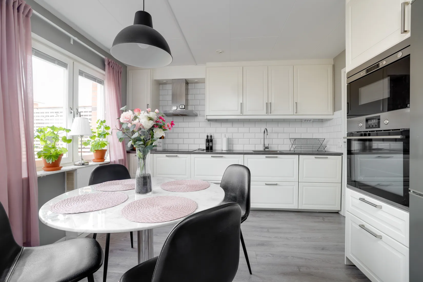 Bostadsrätt, Radhus, Willéngatan 106, Kumlaby, Kumla