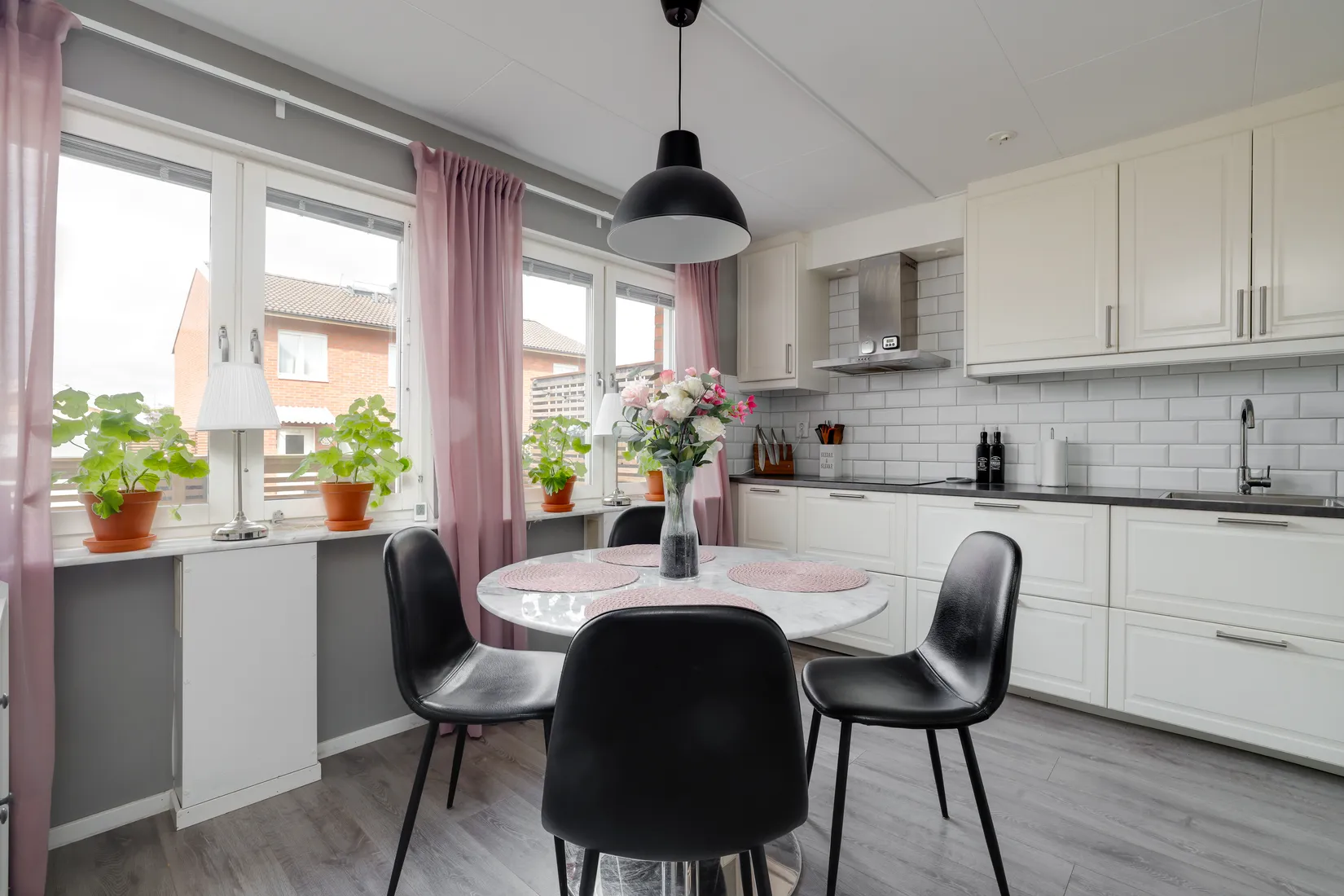 Bostadsrätt, Radhus, Willéngatan 106, Kumlaby, Kumla