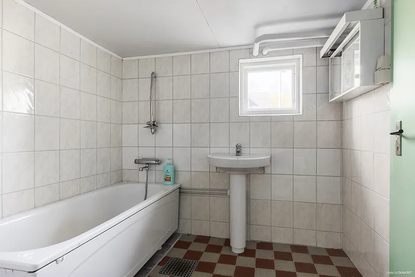Villa, Gamla Hallandsvägen 12, Örkelljunga