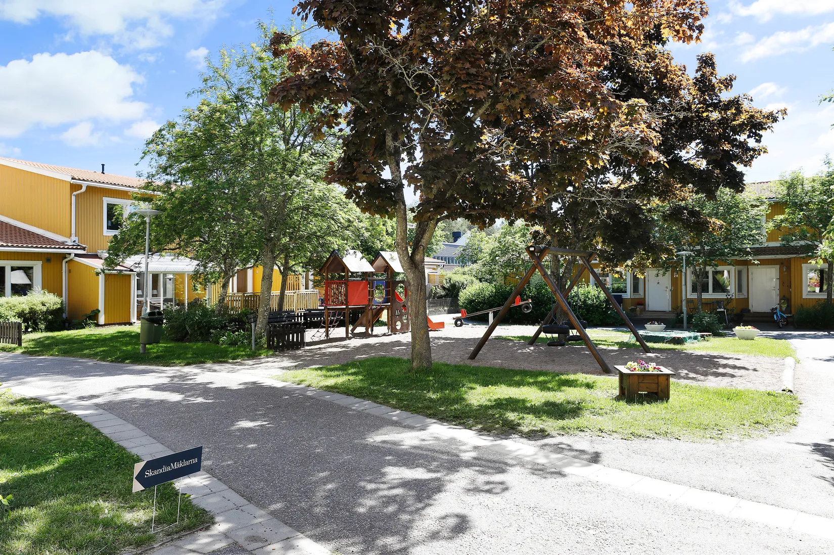 Bostadsrätt, Luffarbacken 6, Centralt, Österåker