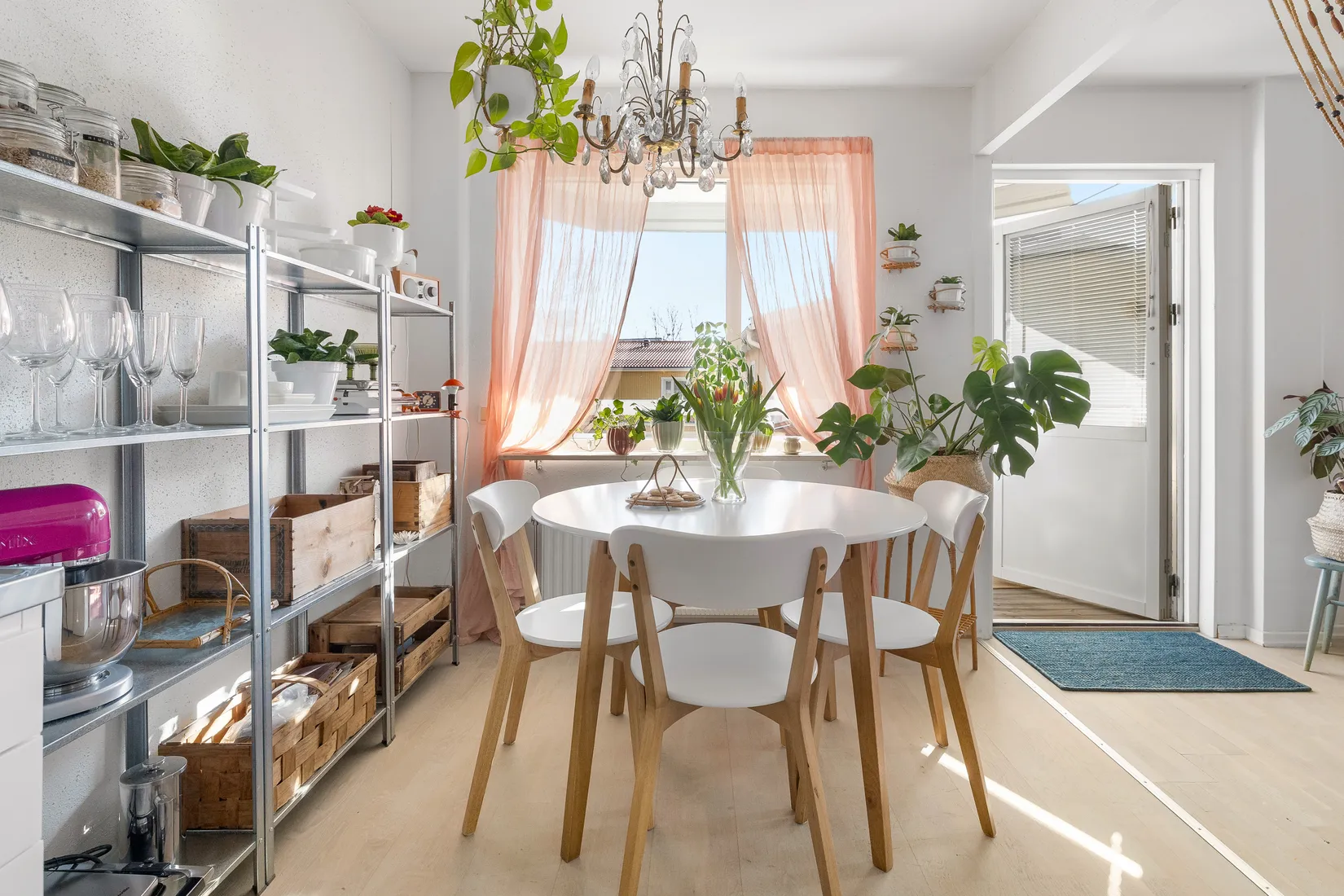 Bostadsrätt, Luffarbacken 6, Centralt, Österåker