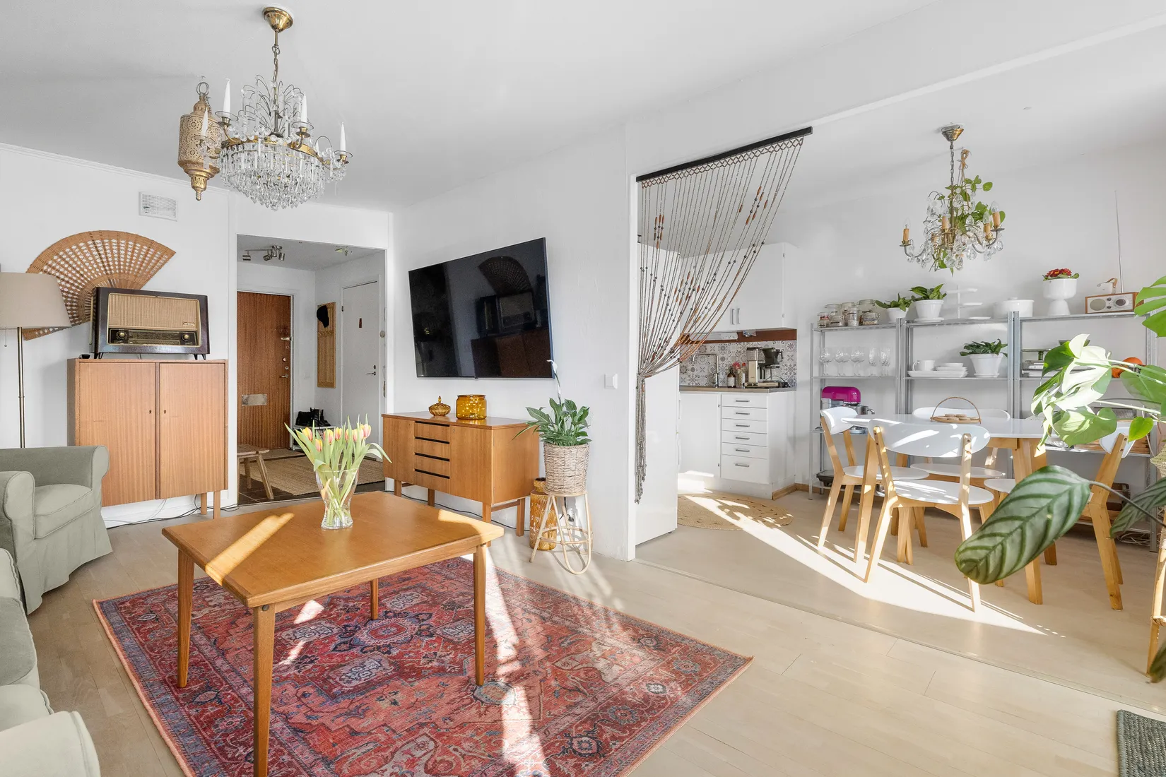 Bostadsrätt, Luffarbacken 6, Centralt, Österåker