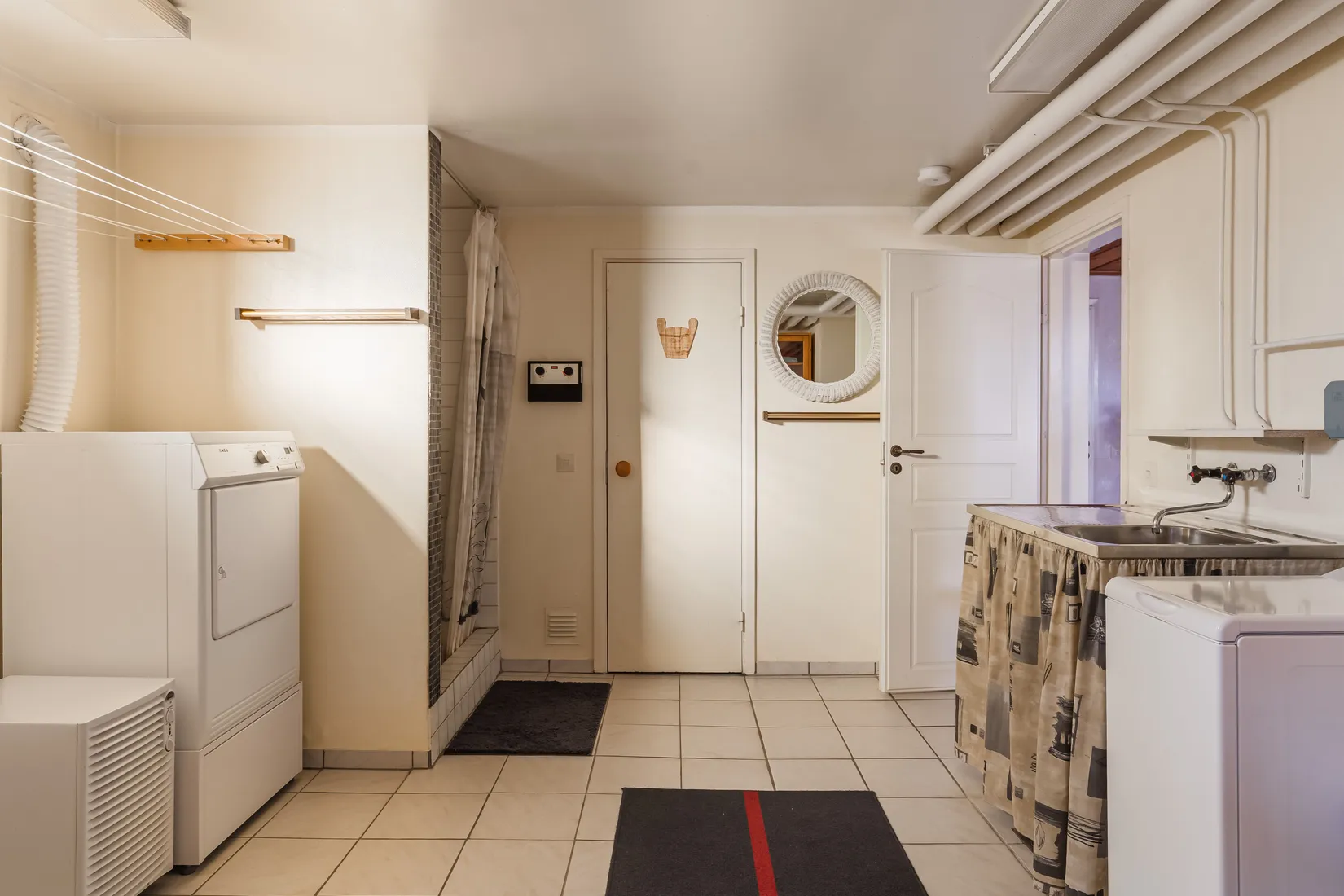 Villa, Film kyrkby 115, Östhammar