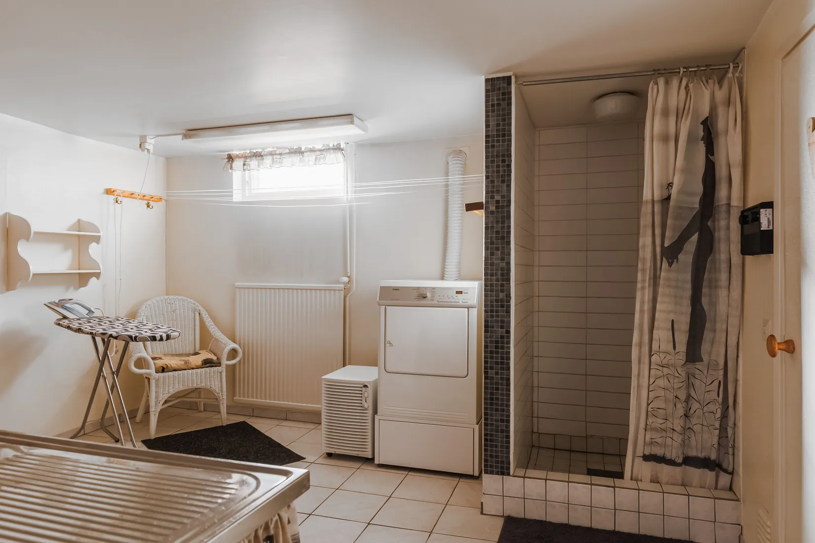 Villa, Film kyrkby 115, Östhammar