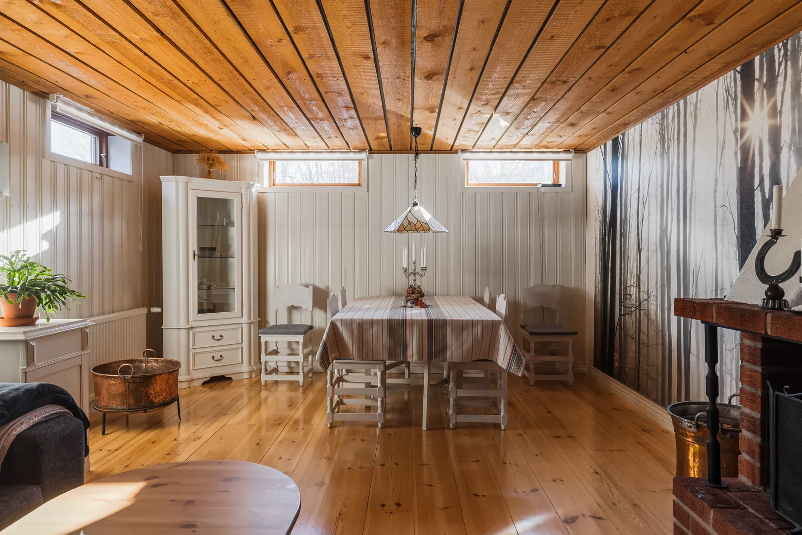 Villa, Film kyrkby 115, Östhammar