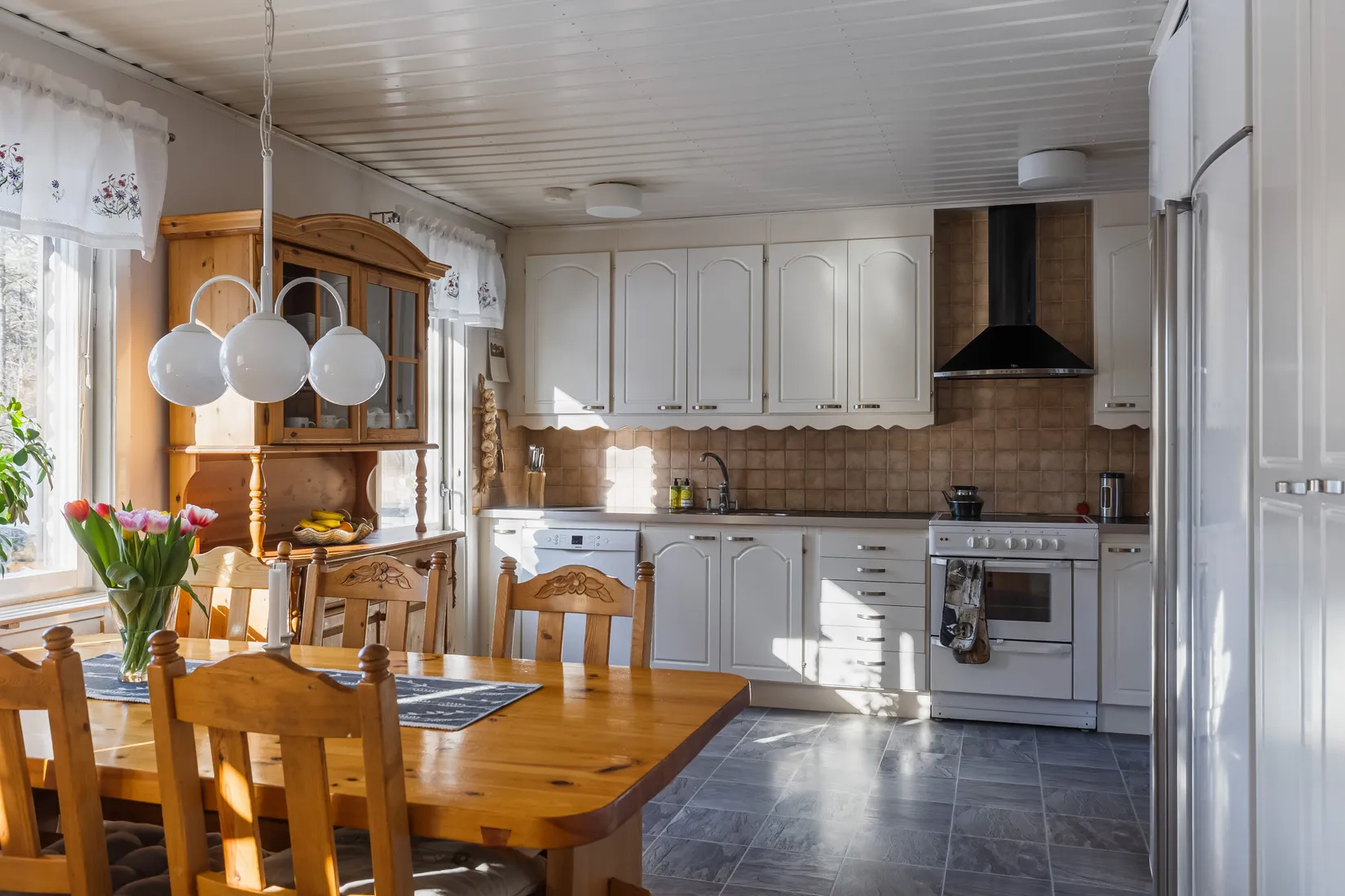 Villa, Film kyrkby 115, Östhammar