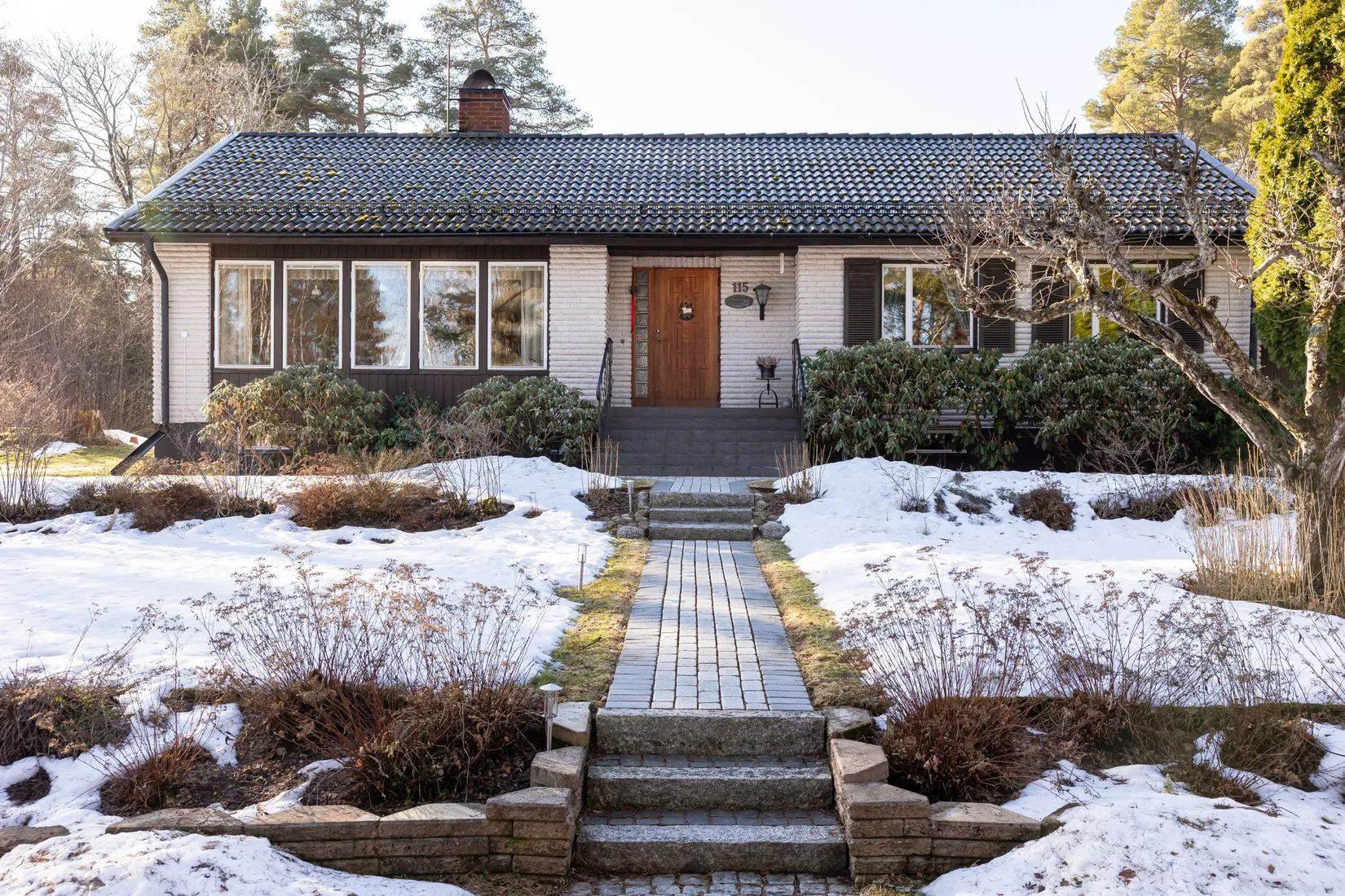 Villa, Film kyrkby 115, Östhammar