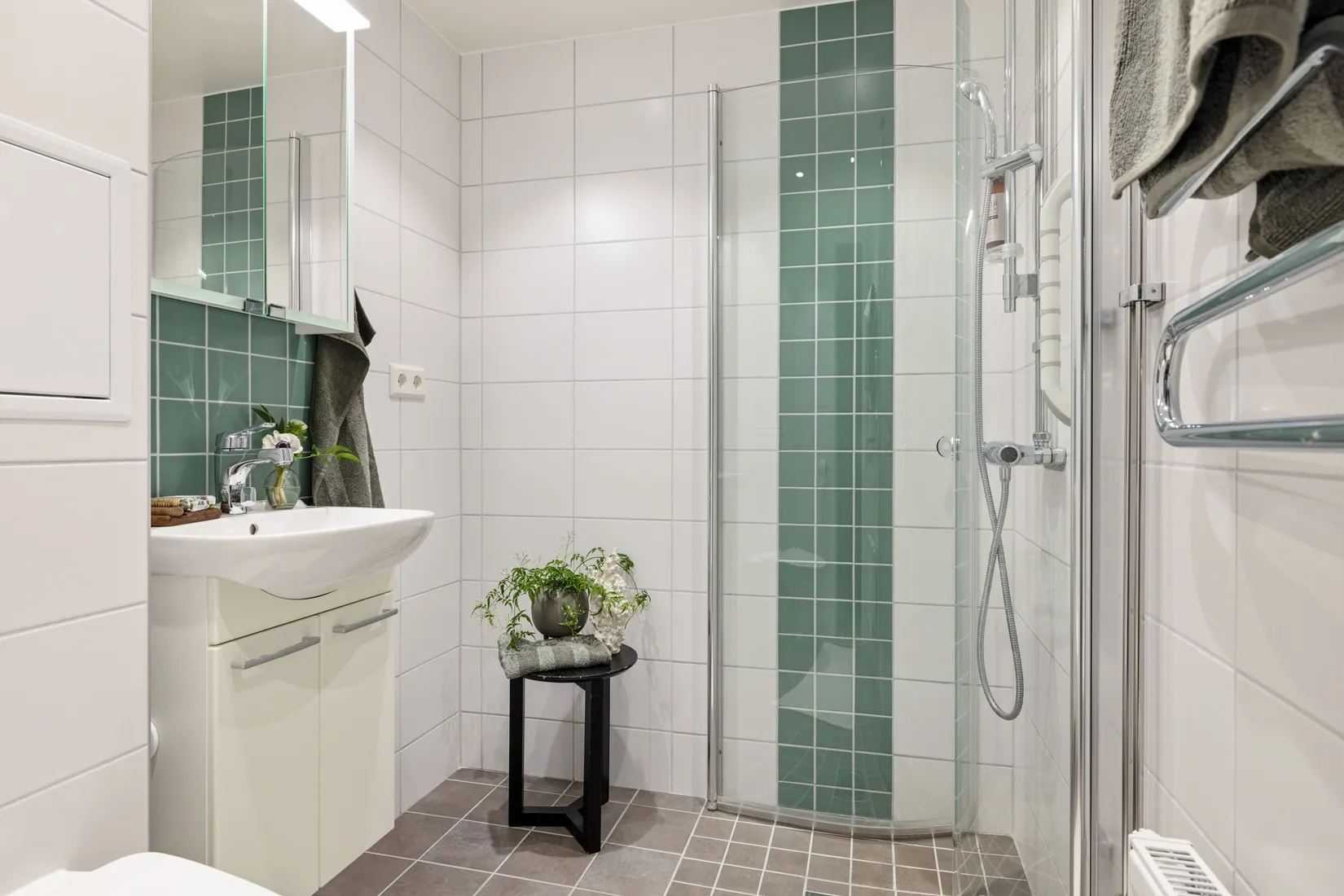 Bostadsrätt, Sankt Halvardsgatan 1, Centrum, Kungälv