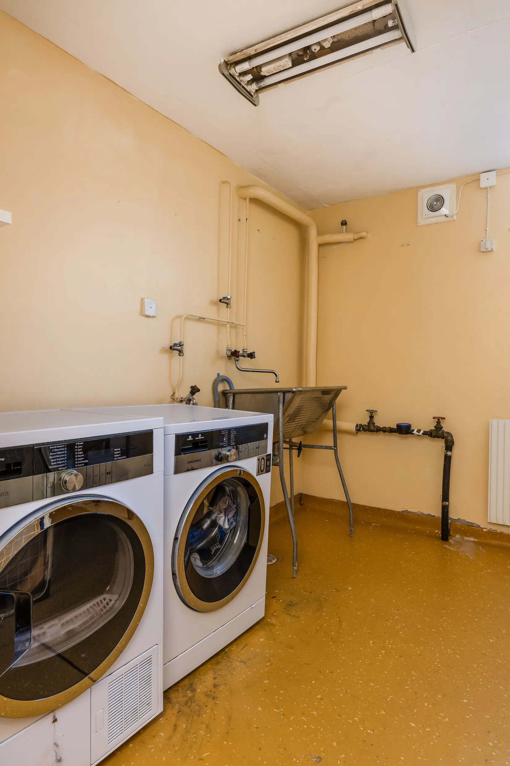 Villa, Radhus, Utmålsvägen 12, GRÄNGESBERG Öraberget, Ludvika