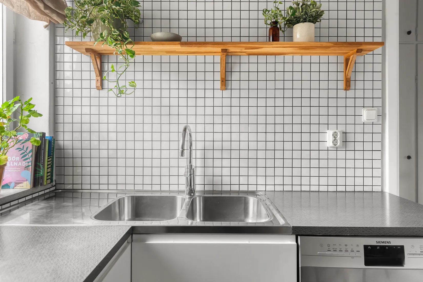 Bostadsrätt, Grundläggarvägen 10, 3tr., Bromma / Abrahamsberg, Stockholm