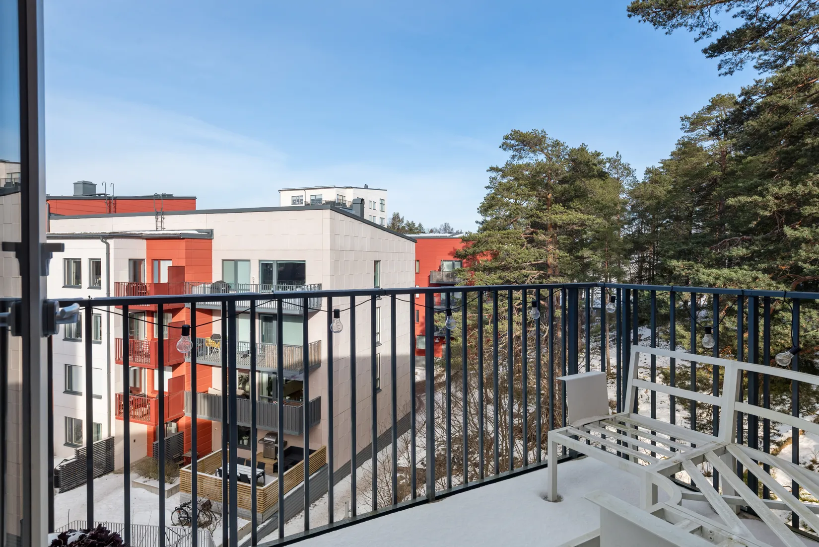 Bostadsrätt, Källtorpsvägen 3, högst upp i huset!, Näsbypark, Täby