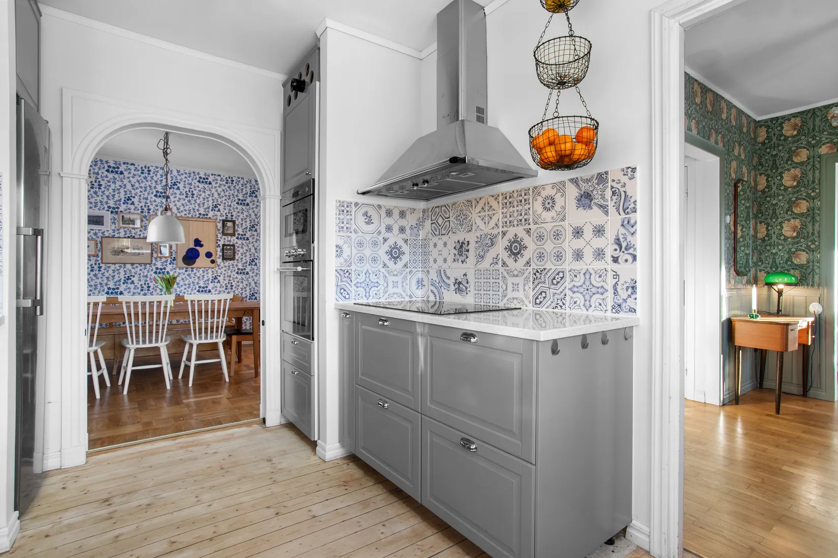 Villa, Love Almqvists väg 15, Fågelsången, Sollentuna