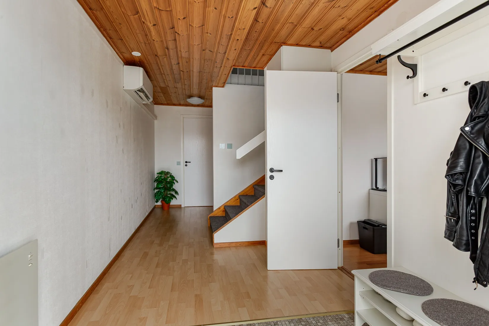 Villa, Radhus, Snäckstigen 3, Åker, Nässjö