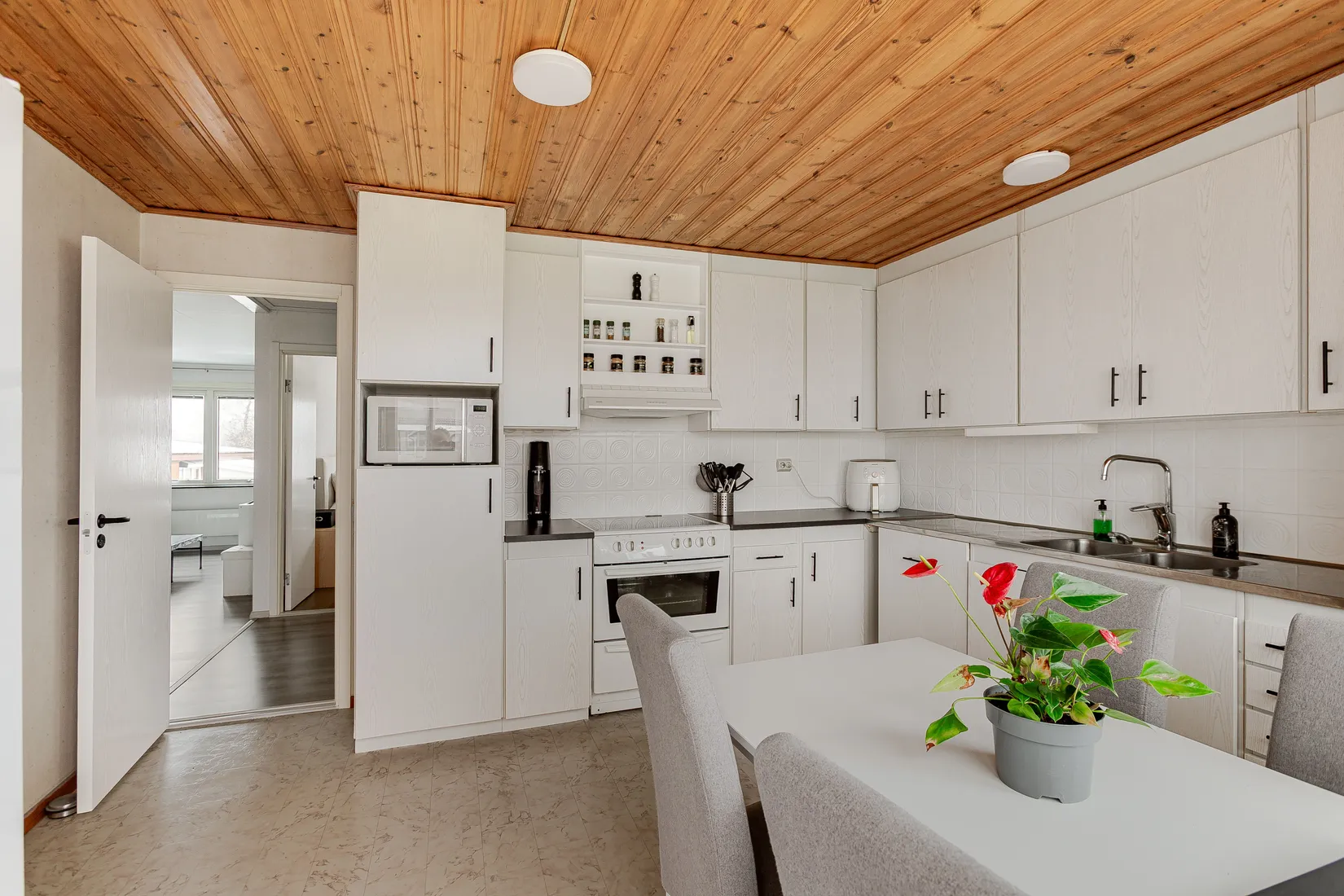 Villa, Radhus, Snäckstigen 3, Åker, Nässjö