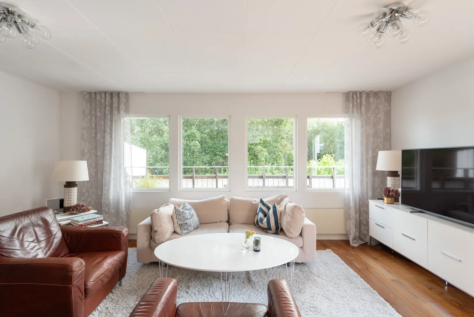 Villa, Radhus, Kopparvägen 82, Skarpäng, Täby