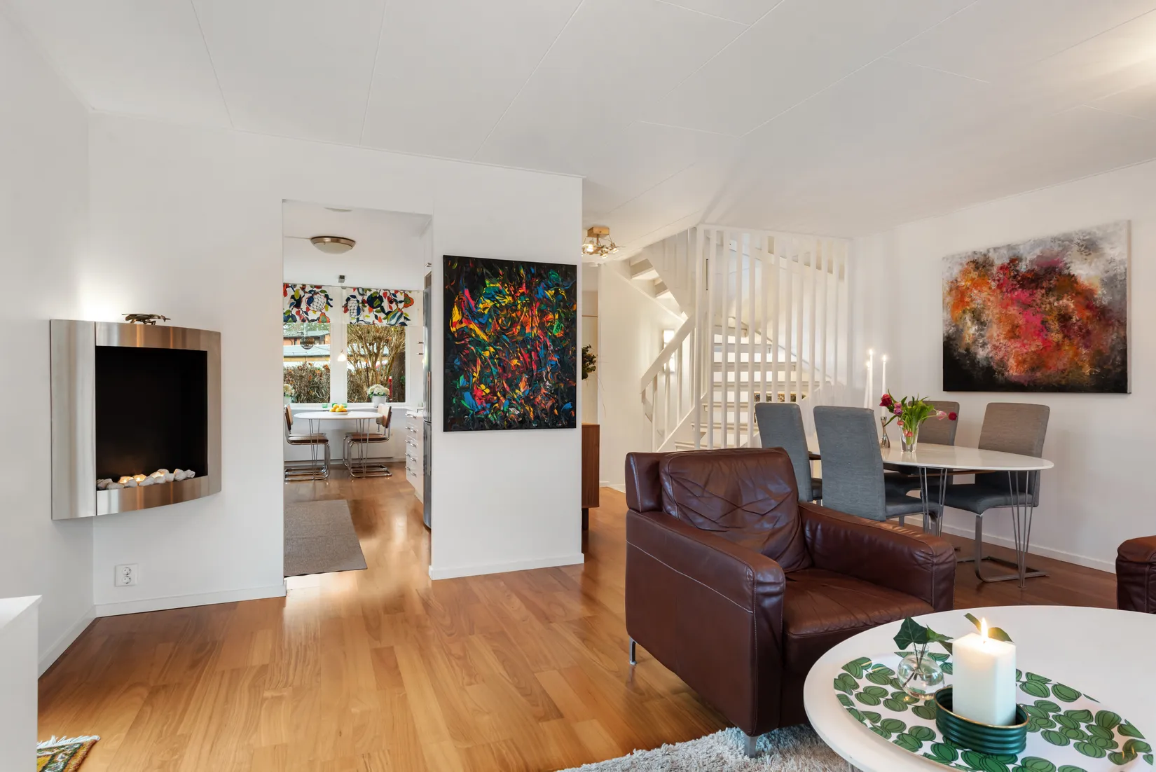 Villa, Radhus, Kopparvägen 82, Skarpäng, Täby