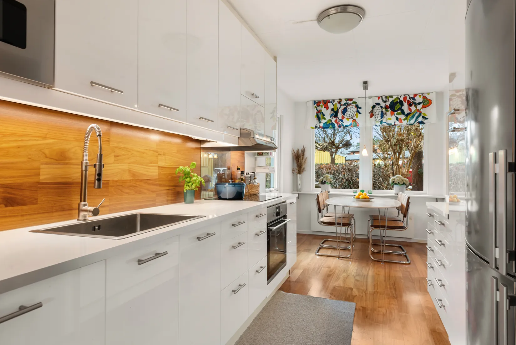 Villa, Radhus, Kopparvägen 82, Skarpäng, Täby