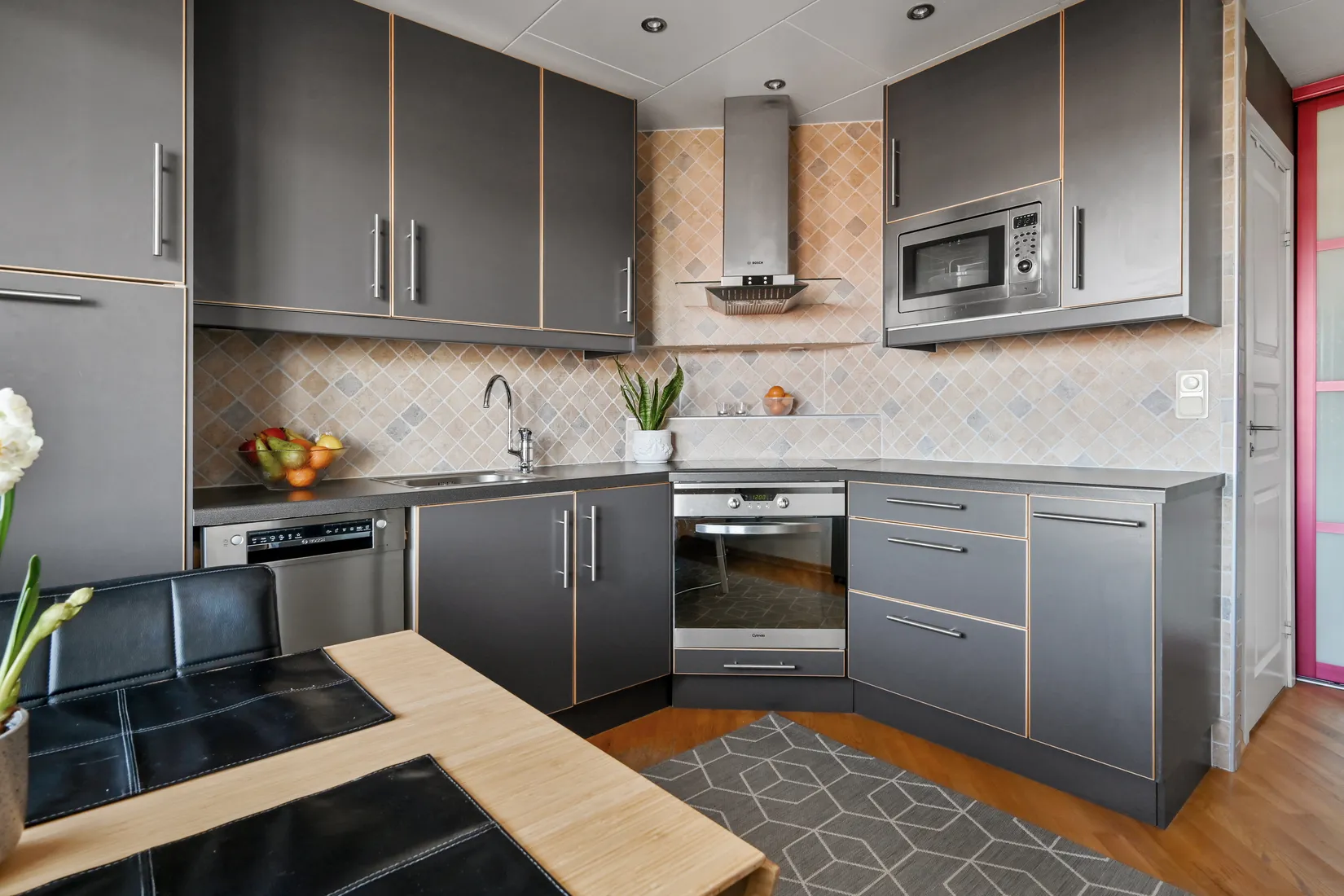 Bostadsrätt, Herrgårdsvägen 24, Centralt, Upplands Väsby