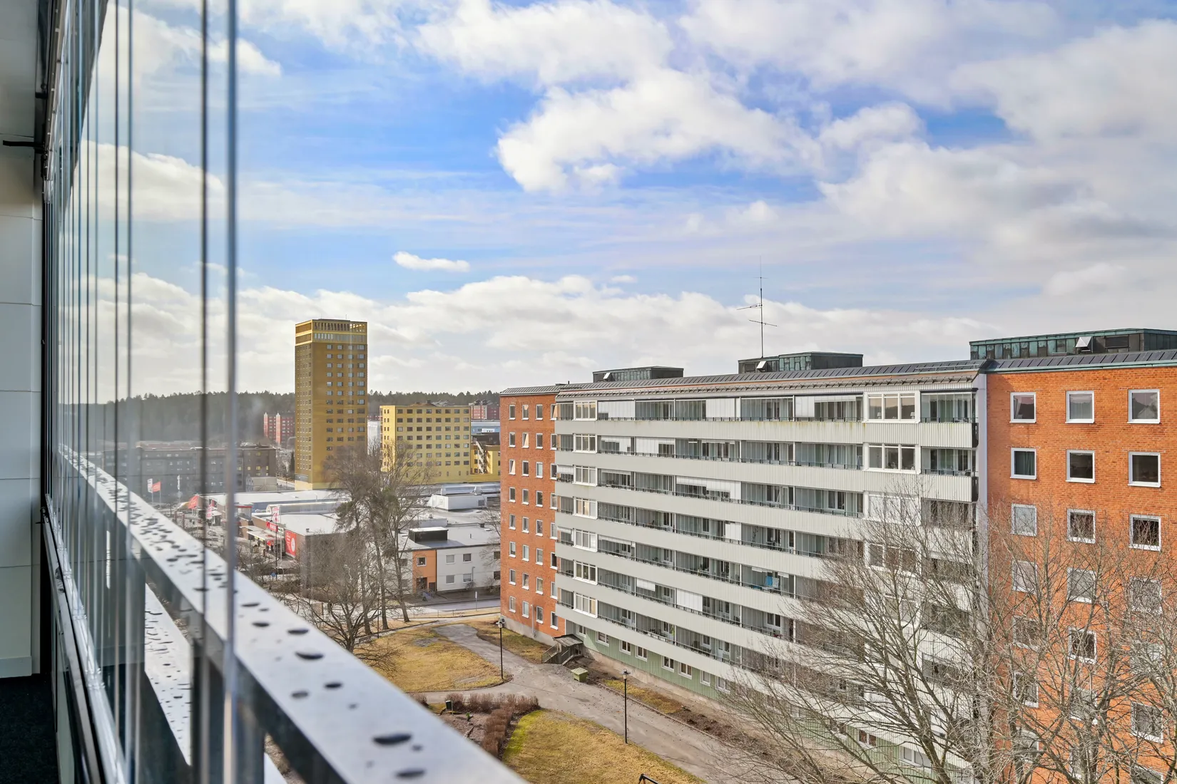 Bostadsrätt, Herrgårdsvägen 24, Centralt, Upplands Väsby