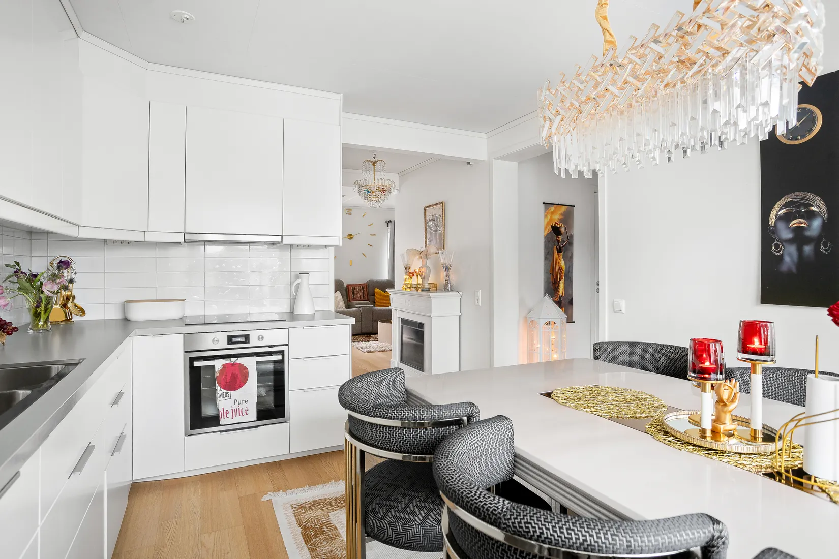 Radhus, Gärdesvägen 1 D, Väppeby äng, Håbo