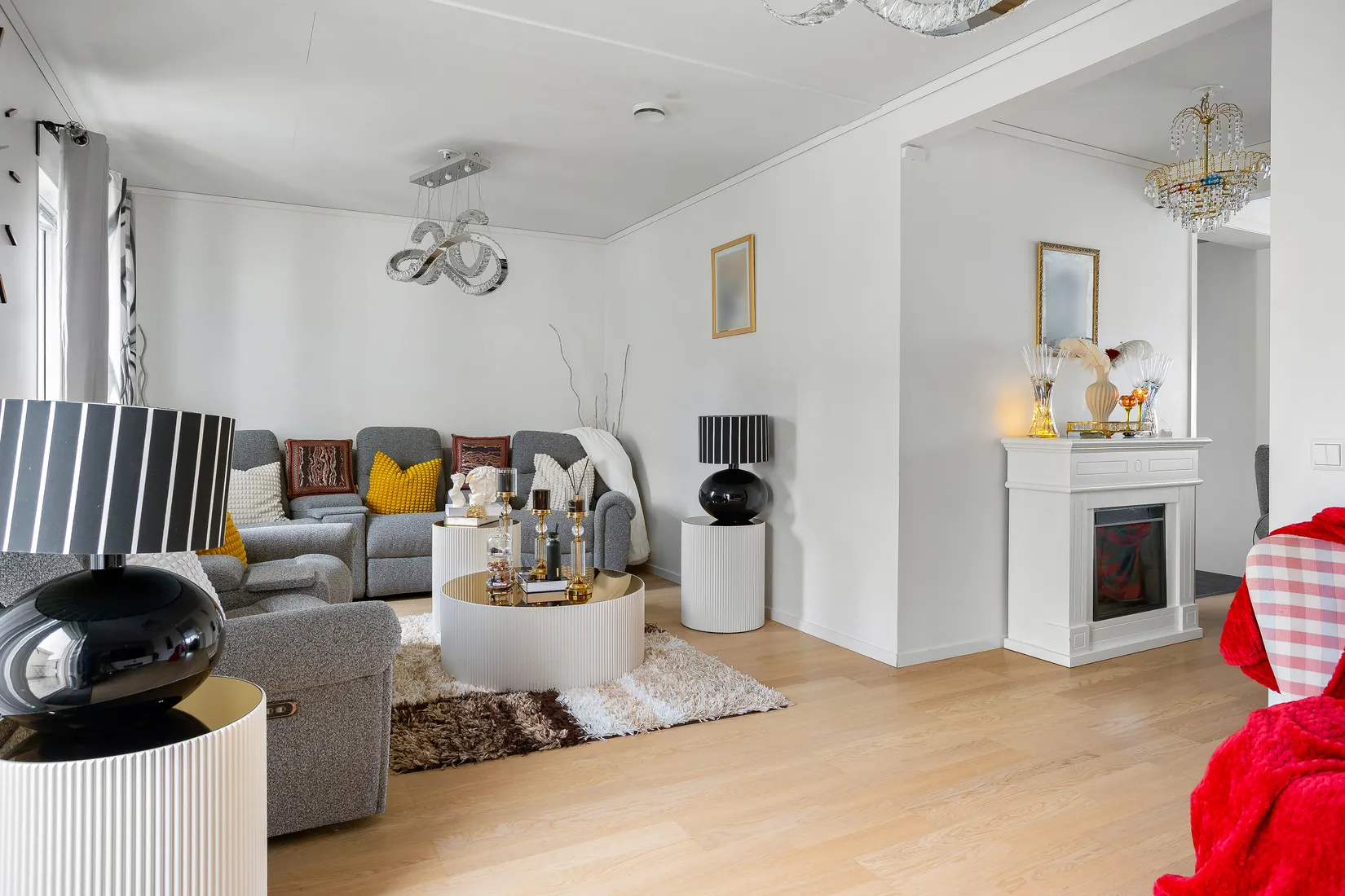 Radhus, Gärdesvägen 1 D, Väppeby äng, Håbo