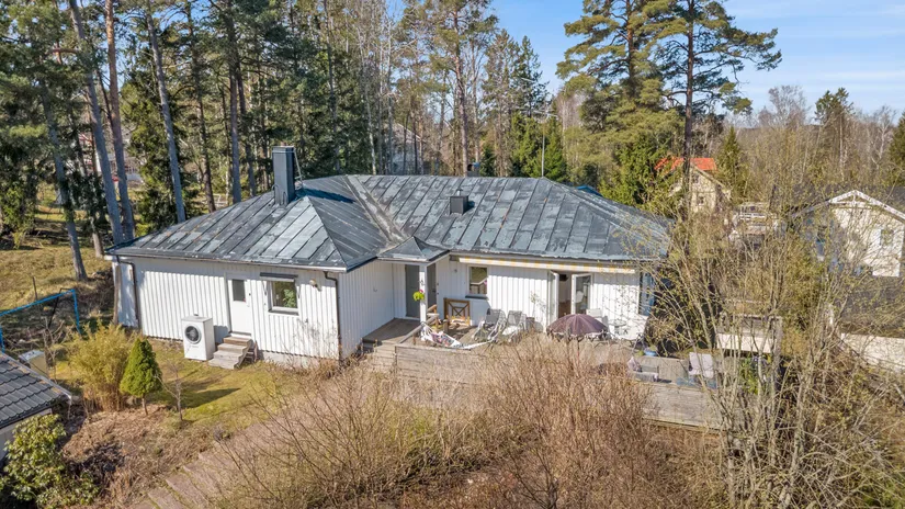 Villa, Smedsvägen 19, Kolvik, Värmdö