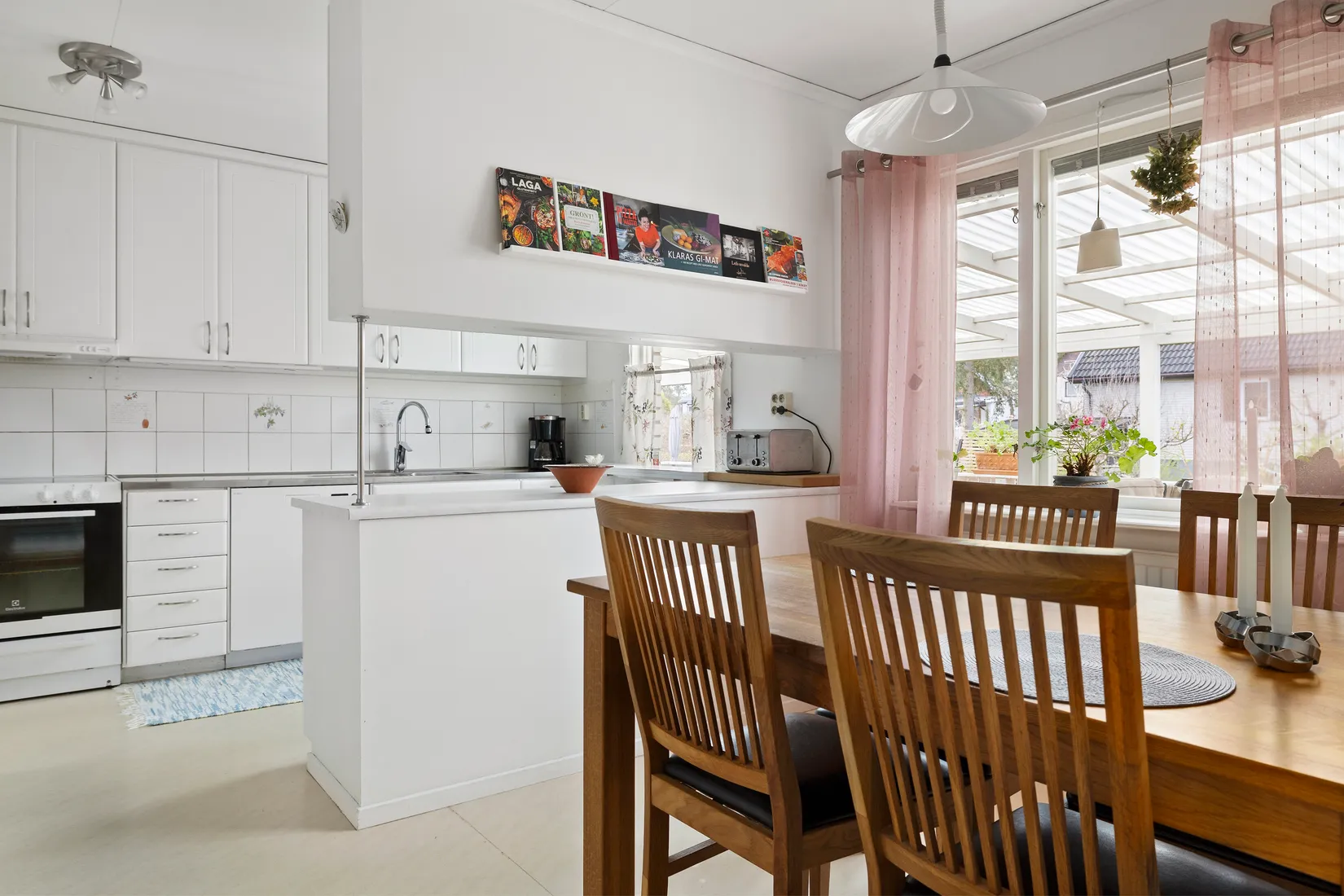 Villa, Anunds väg 25, Sigtuna - Til, Sigtuna