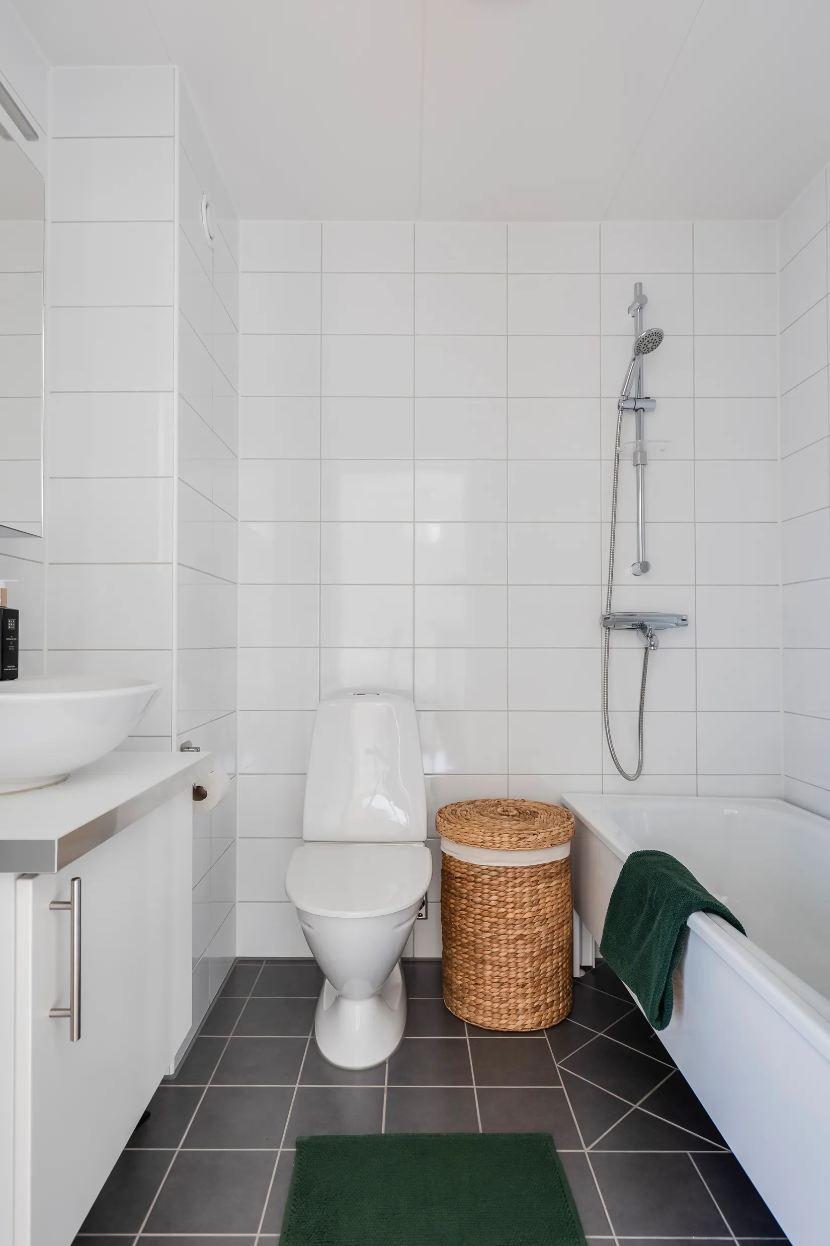 Bostadsrätt, Radhus, Nästegårdsvägen 7D, Lillån, Örebro