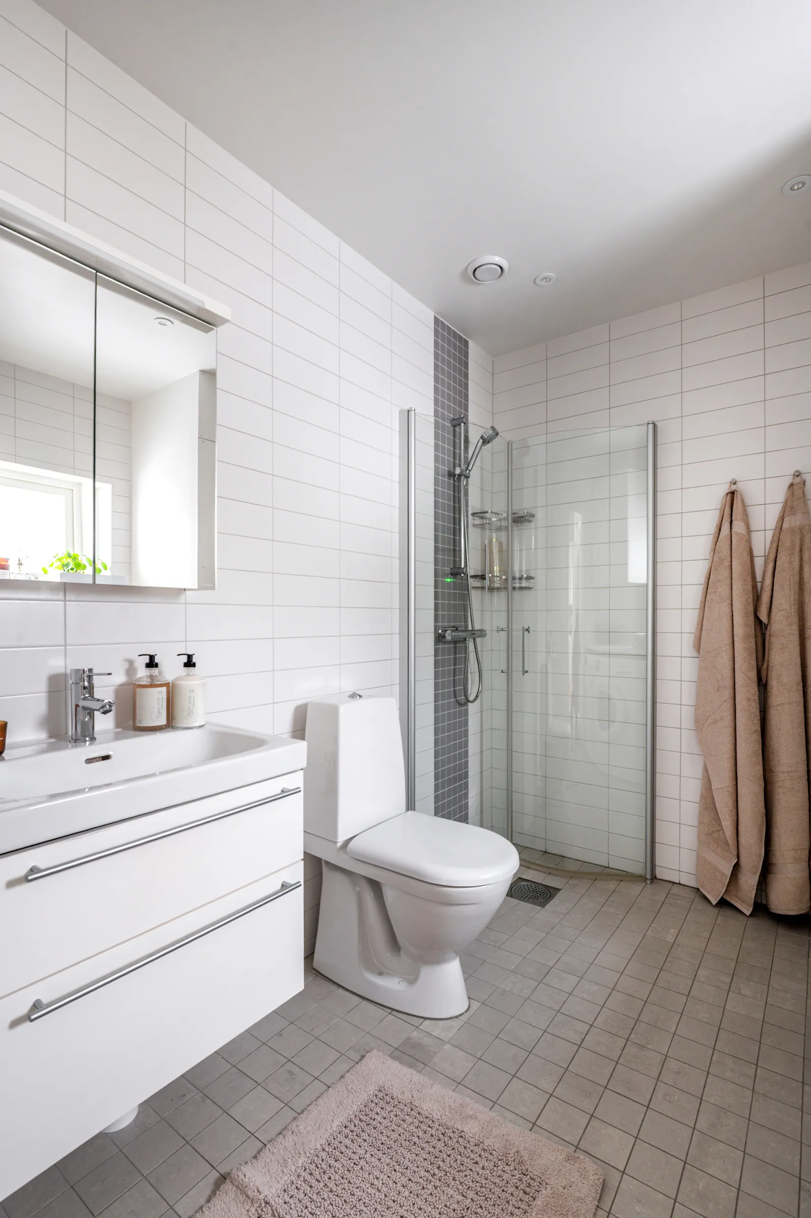 Bostadsrätt, Radhus, Karahavsvägen 5, Vega, Haninge