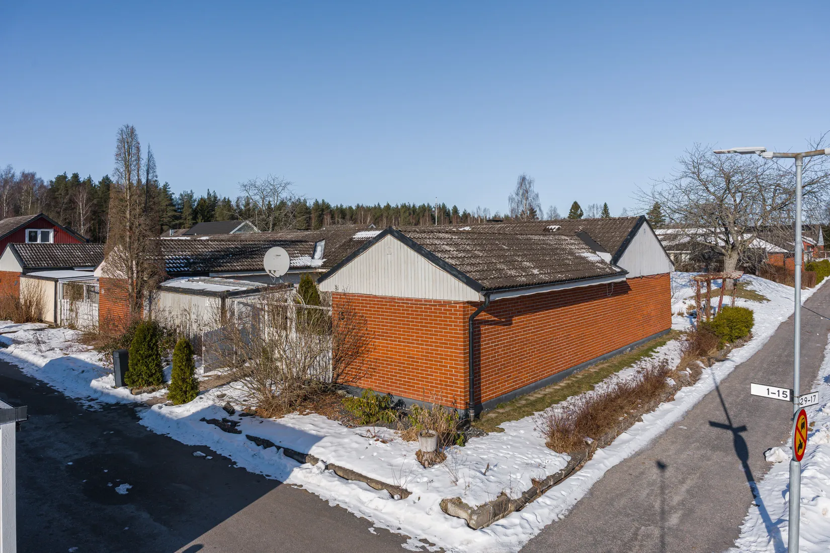 Villa, Radhus, Glimmervägen 15, Lundby, Örebro