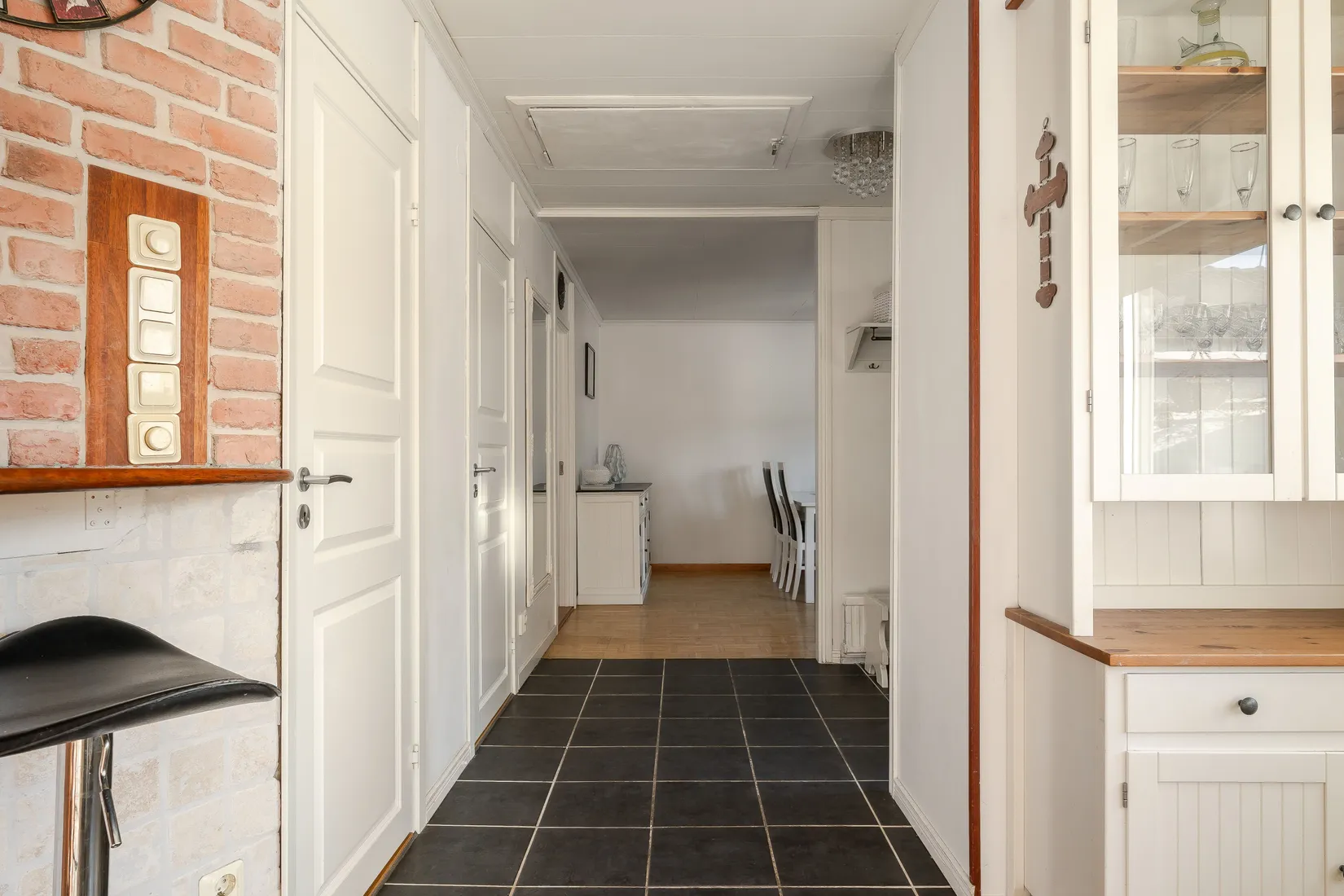 Villa, Radhus, Glimmervägen 15, Lundby, Örebro