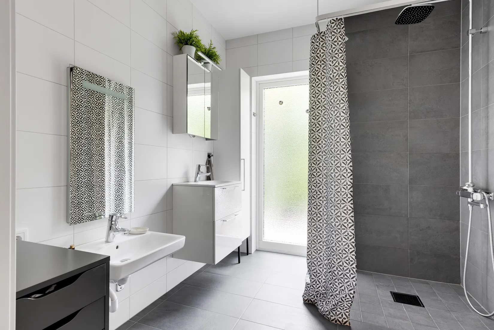 Villa, Valhalls väg 4C, Gamla Uppsala, Uppsala