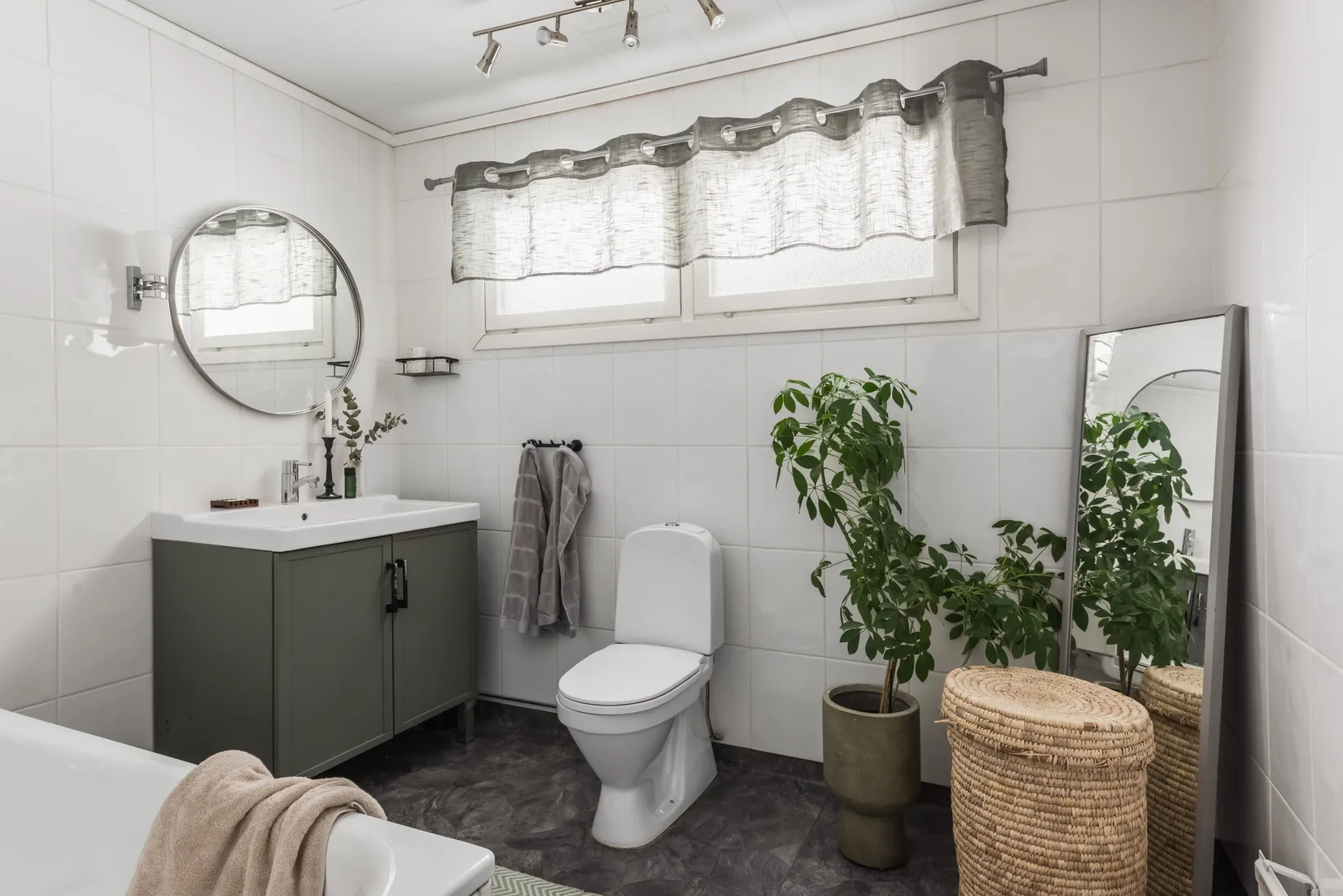 Villa, Tjärvägen 14, Ljusne, Söderhamn