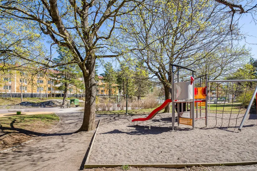 Bostadsrätt, Rusthållarvägen 141, 2tr, Bagarmossen, Stockholm