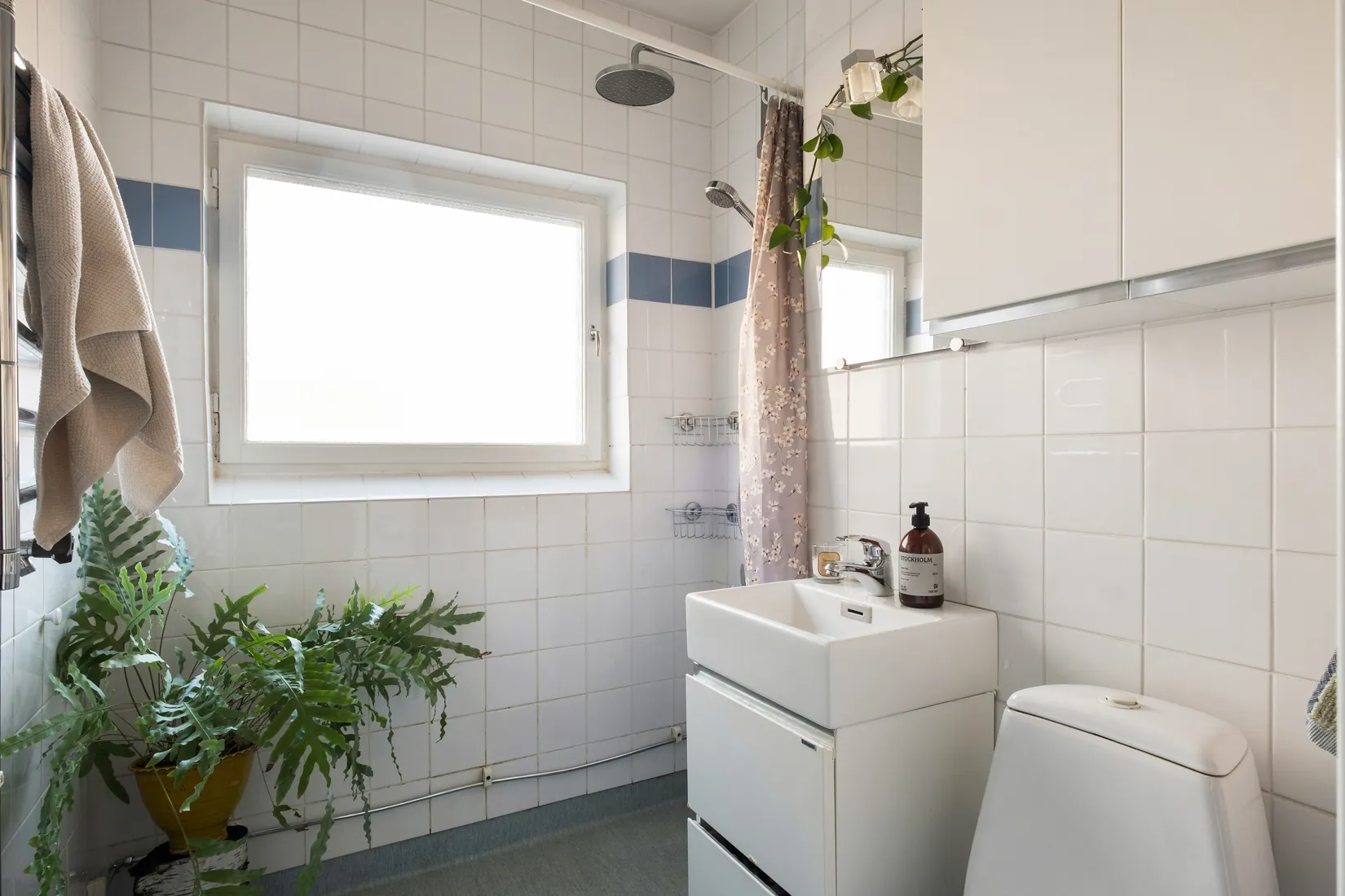 Bostadsrätt, Rusthållarvägen 141, 2tr, Bagarmossen, Stockholm