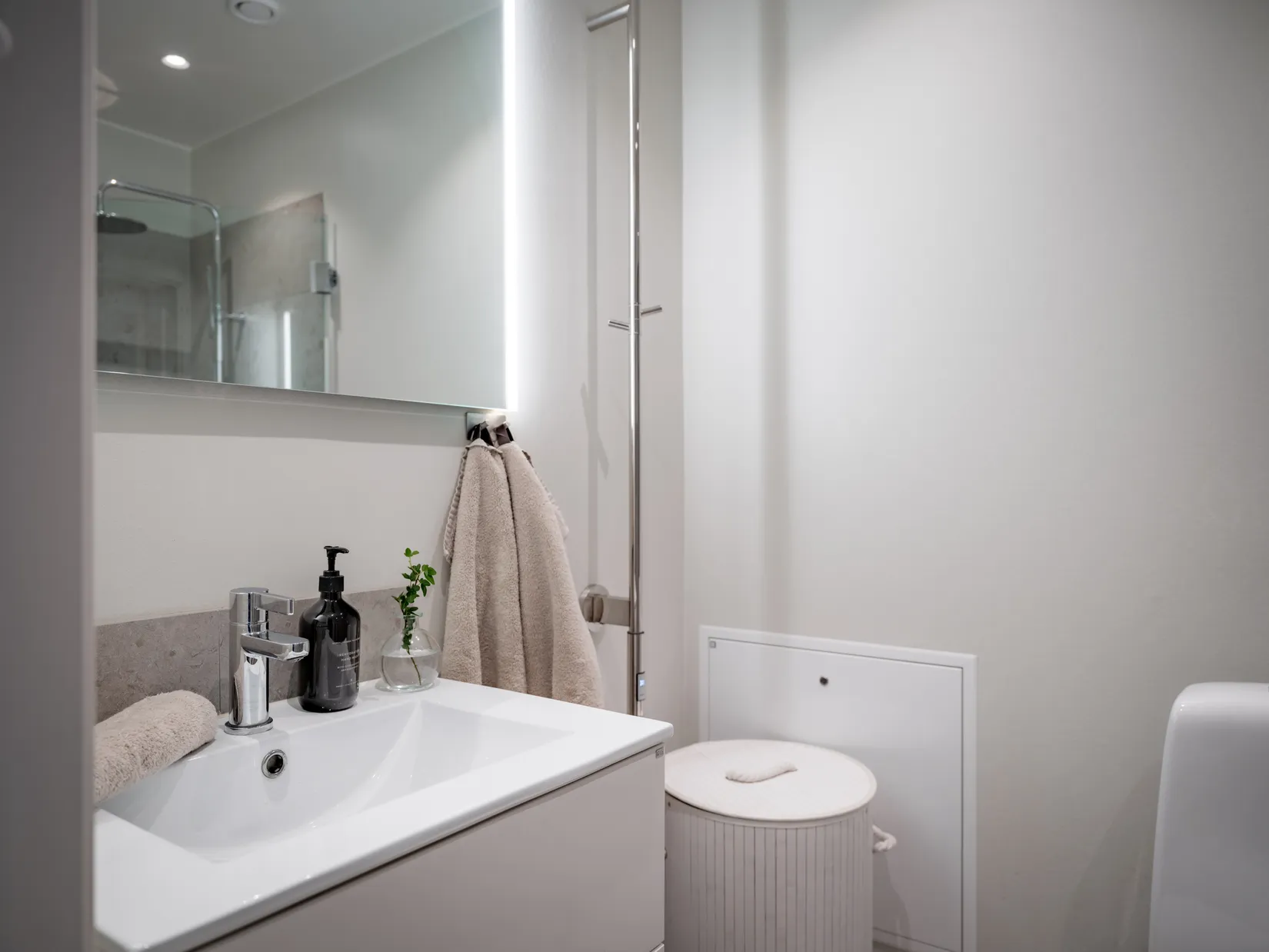 Bostadsrätt, Furusundsgatan 21B, Gärdet, Stockholm