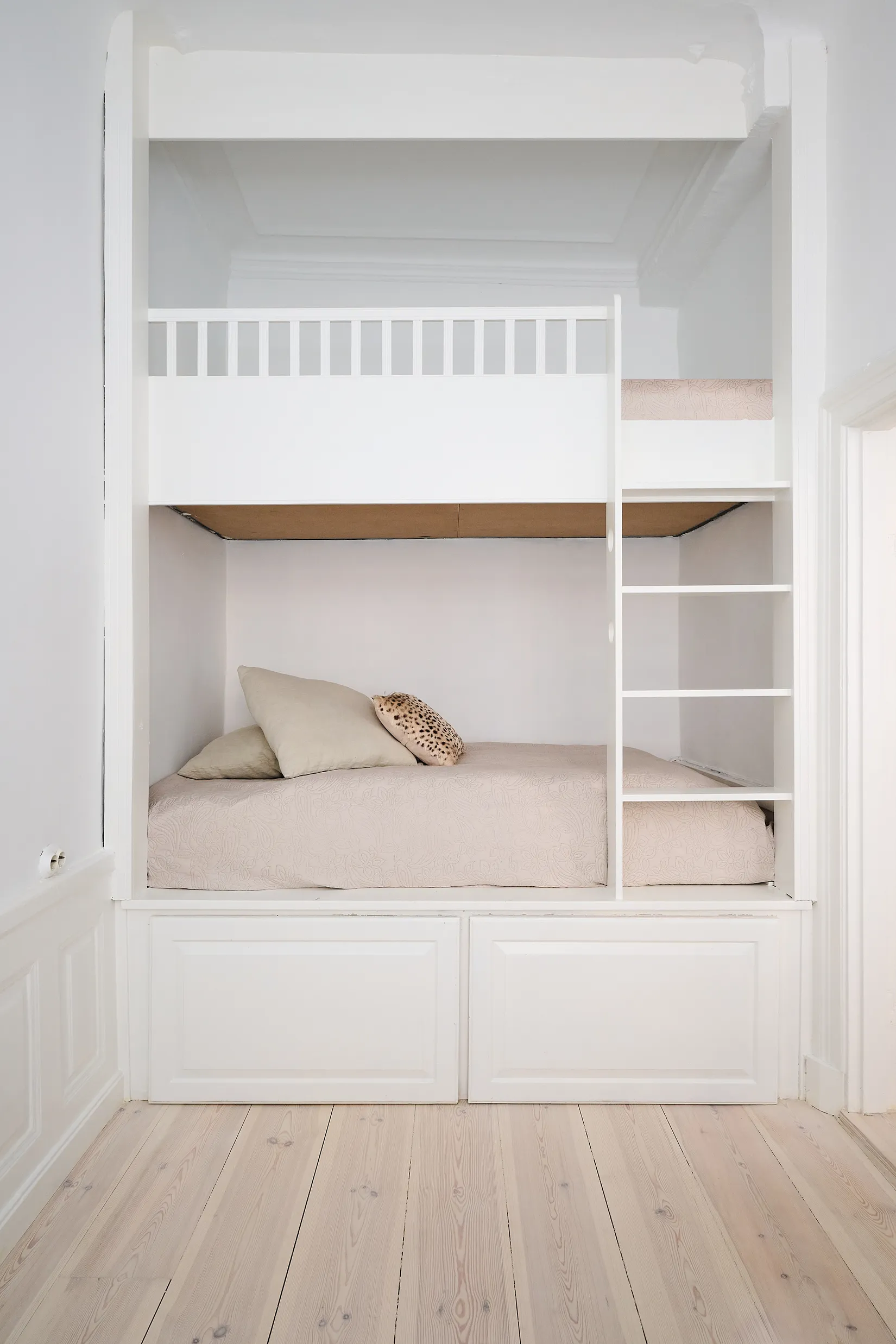 Bostadsrätt, Västerlånggatan 57, Gamla Stan, Stockholm