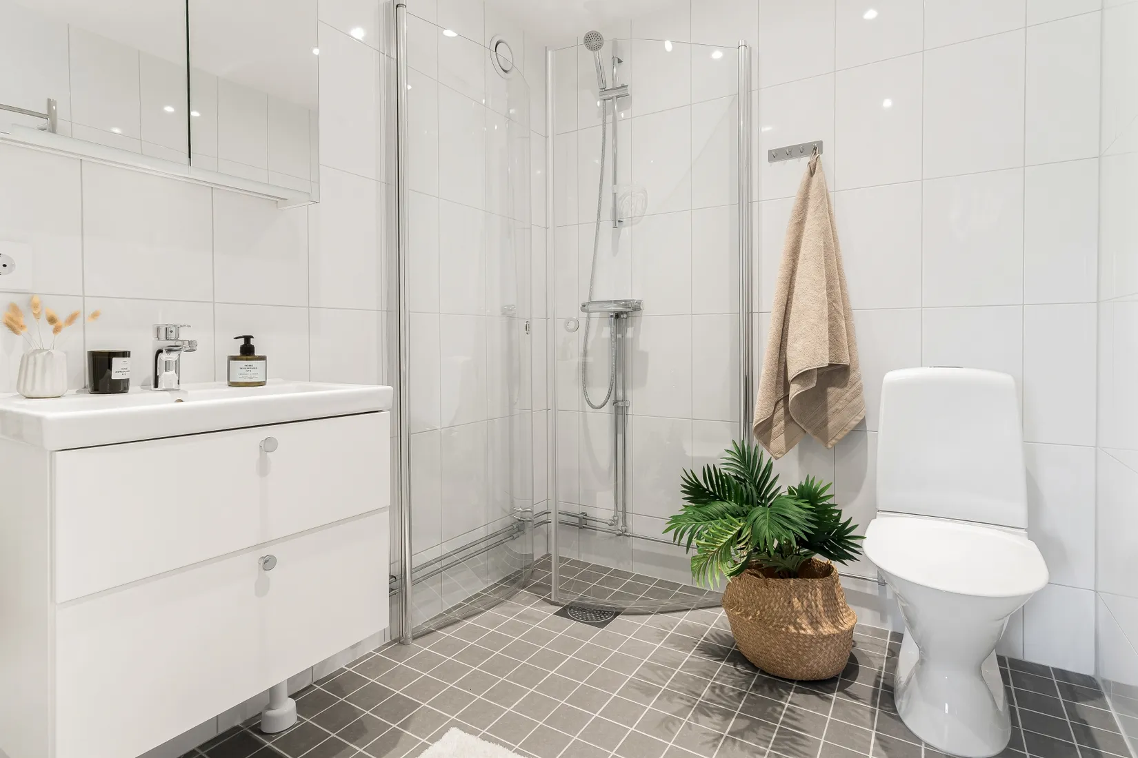 Bostadsrätt, Uppvindsgatan 8, Skarpnäck, Stockholm