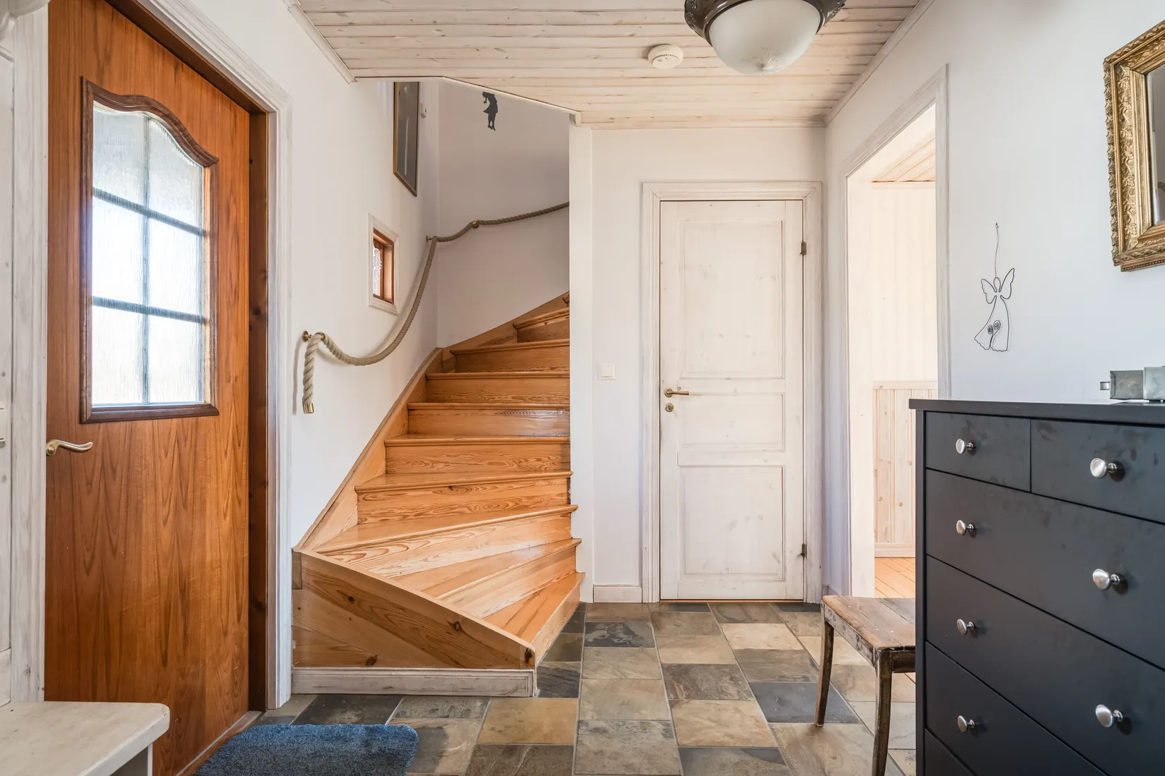 Villa, Radhus, Bergslagsvägen 61A, Svälthagen, Finspång