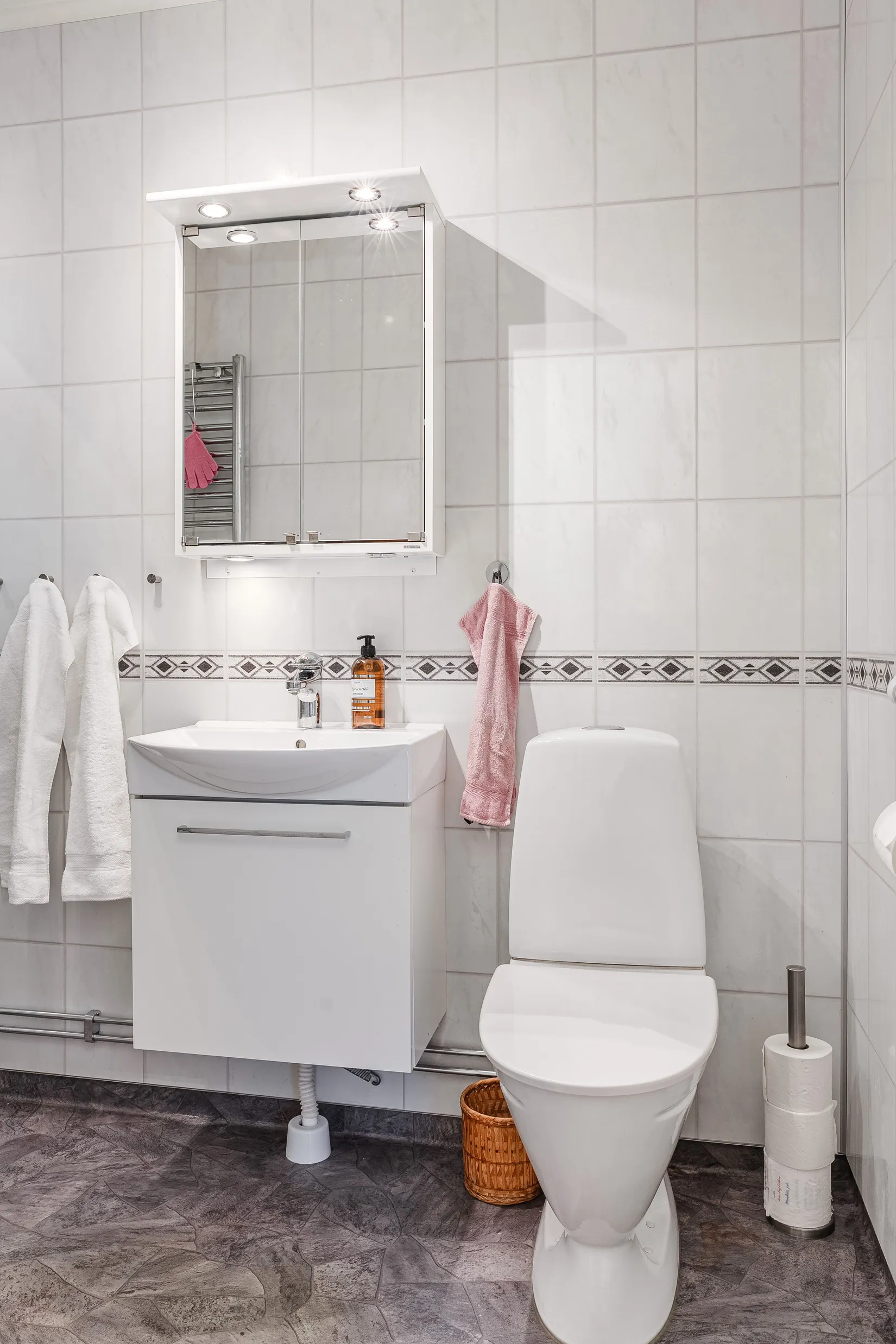 Bostadsrätt, Odenskogsvägen 80, Odensala, Östersund