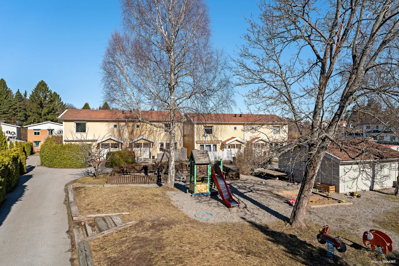 Radhus, Furuvägen 27, Gribbylund, Täby