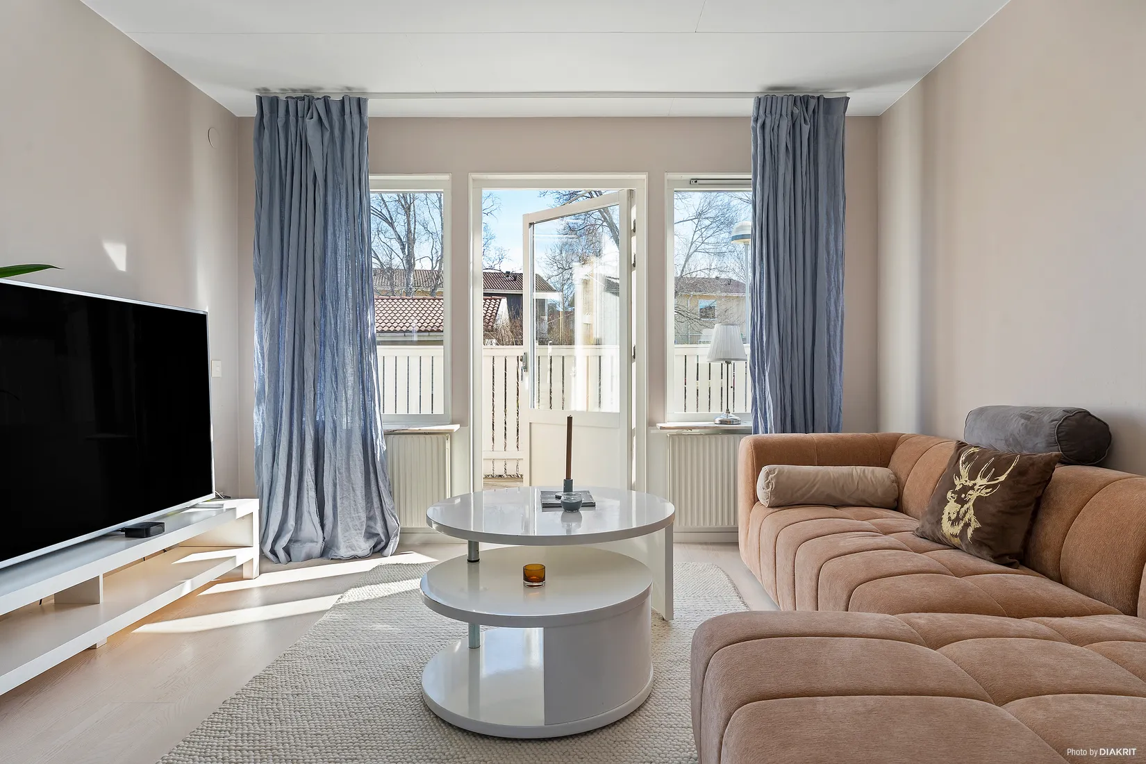 Radhus, Furuvägen 27, Gribbylund, Täby