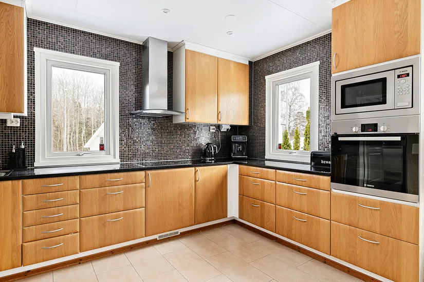 Villa, Porträttvägen 5, Järfälla