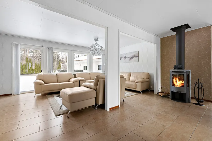 Villa, Porträttvägen 5, Järfälla