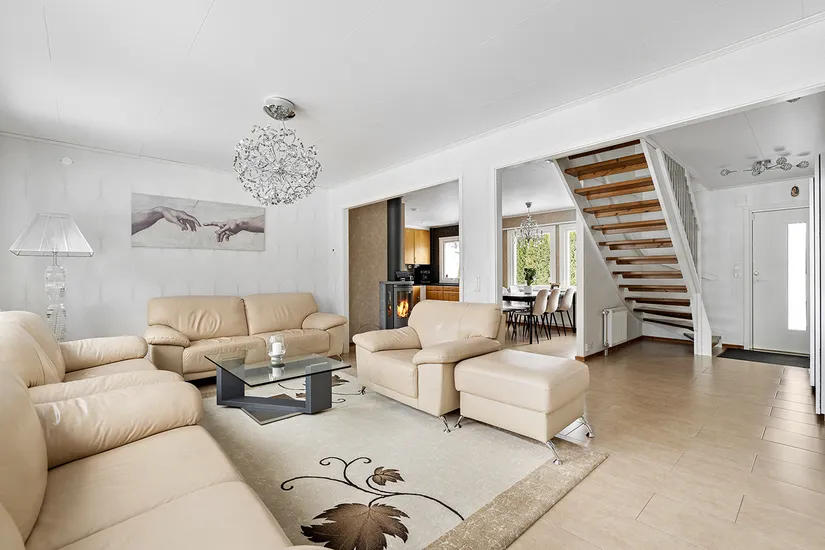 Villa, Porträttvägen 5, Järfälla