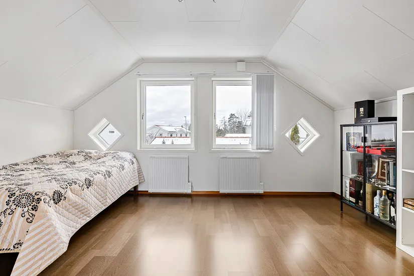 Villa, Porträttvägen 5, Järfälla