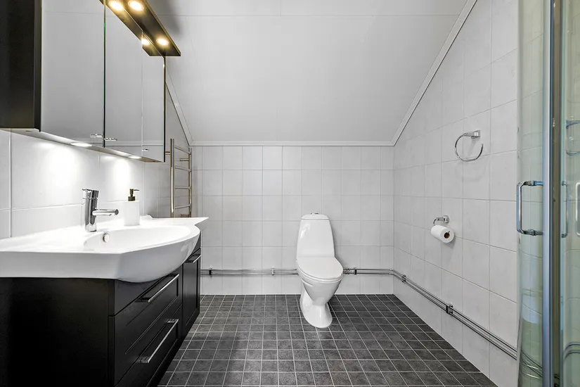 Villa, Porträttvägen 5, Järfälla