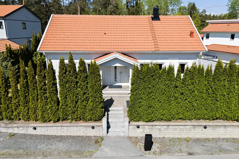 Villa, Porträttvägen 5, Järfälla
